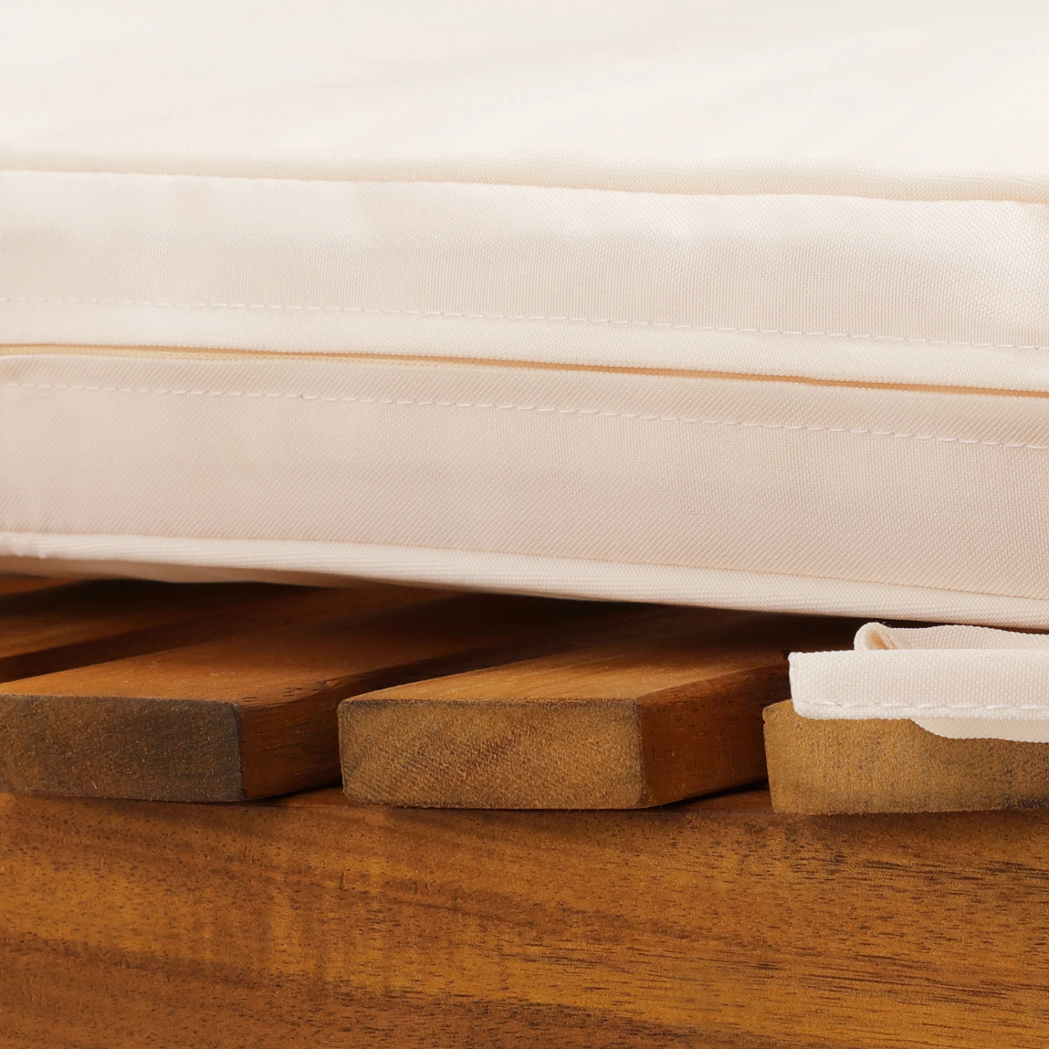 Schaukelstuhl Akazienholz 107x54x76cm 7 Schaukelstuhl Akazienholz 107x54x76cm – Bild 5